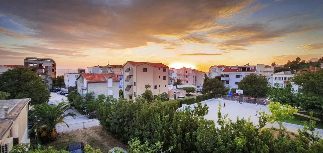 Deluxe Apartment F & M Tučepi Zewnętrze zdjęcie