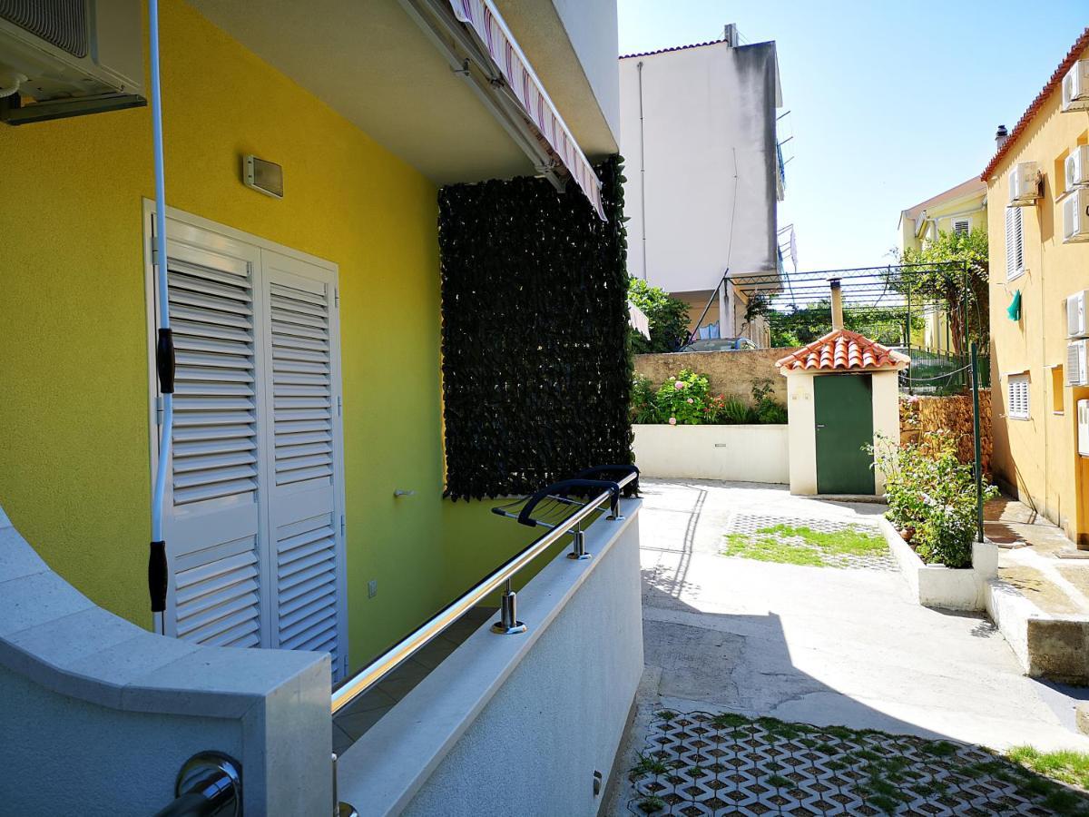 Deluxe Apartment F & M Tučepi Zewnętrze zdjęcie