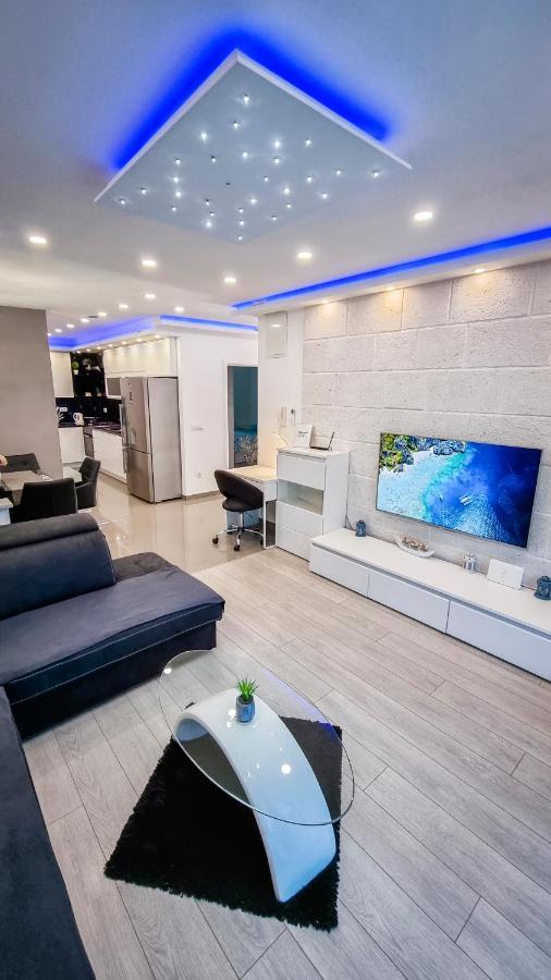 Deluxe Apartment F & M Tučepi Zewnętrze zdjęcie
