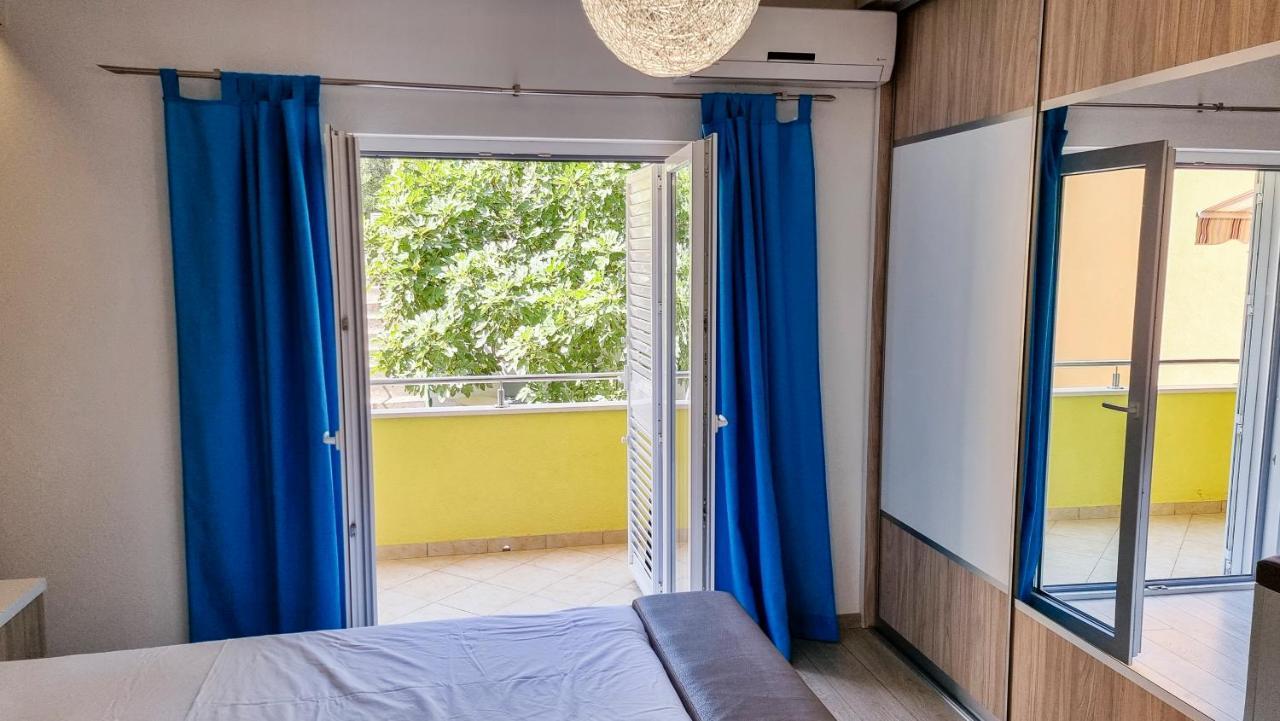 Deluxe Apartment F & M Tučepi Zewnętrze zdjęcie
