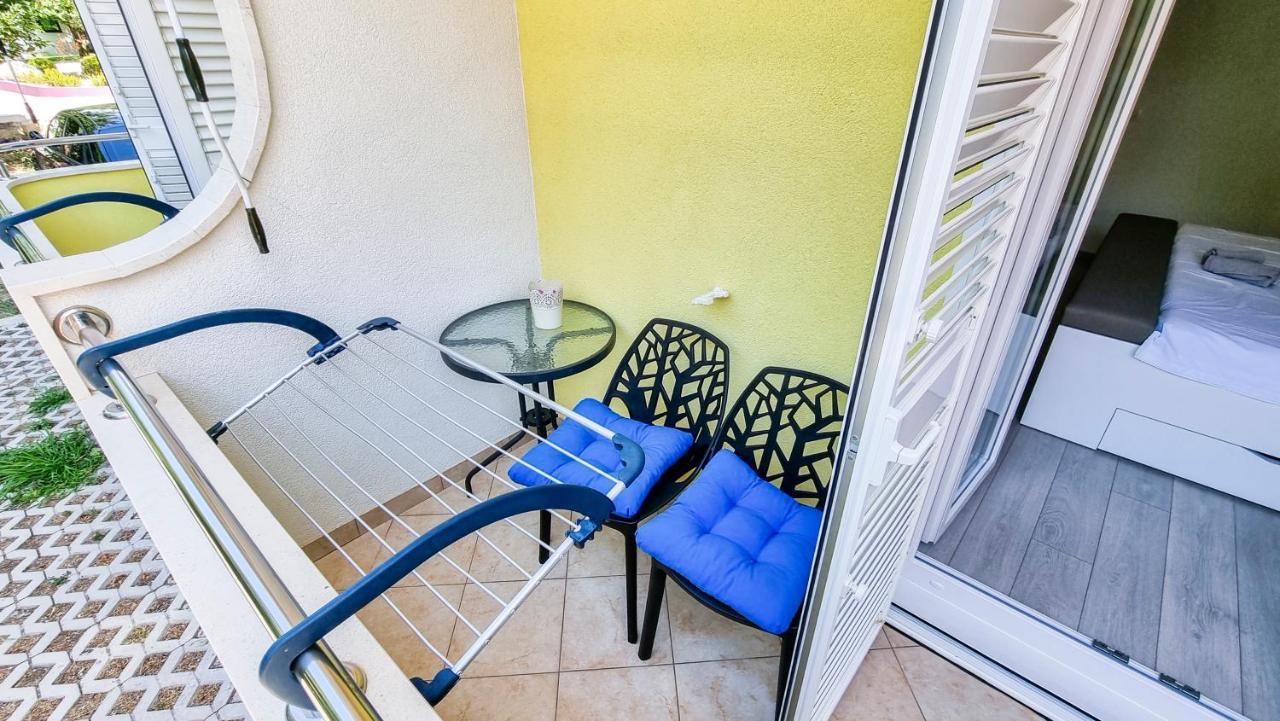 Deluxe Apartment F & M Tučepi Zewnętrze zdjęcie