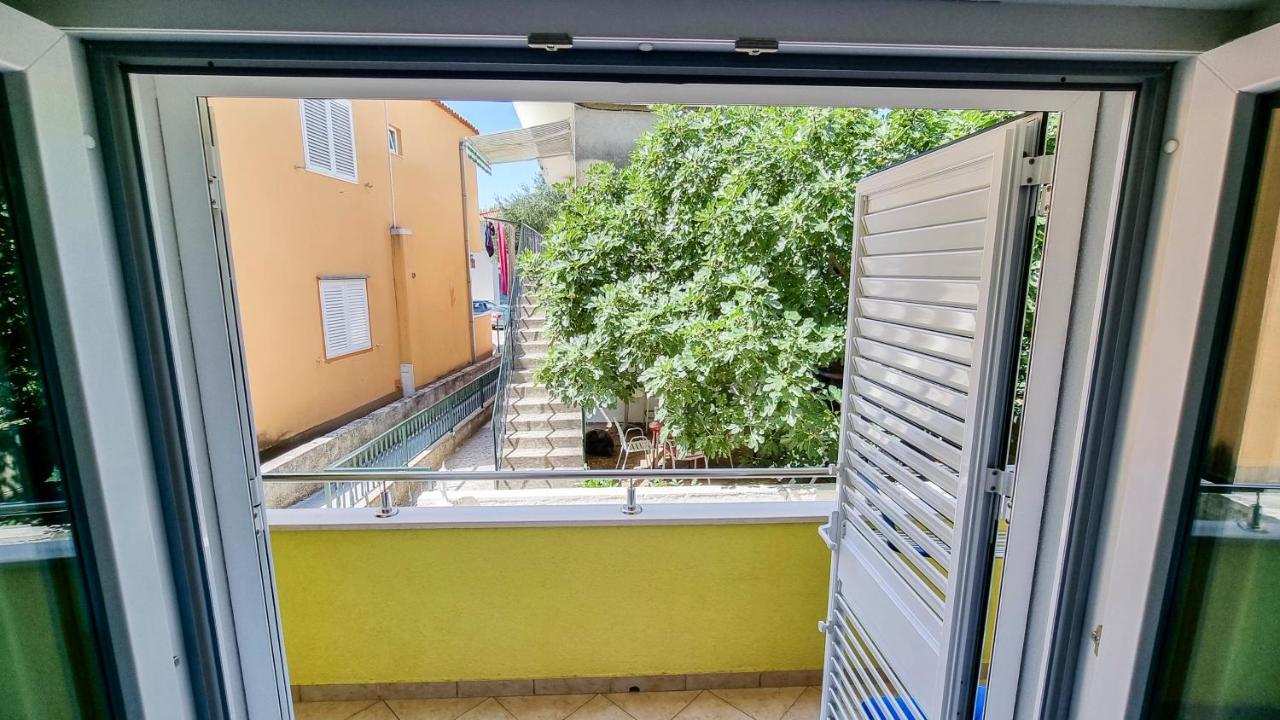 Deluxe Apartment F & M Tučepi Zewnętrze zdjęcie