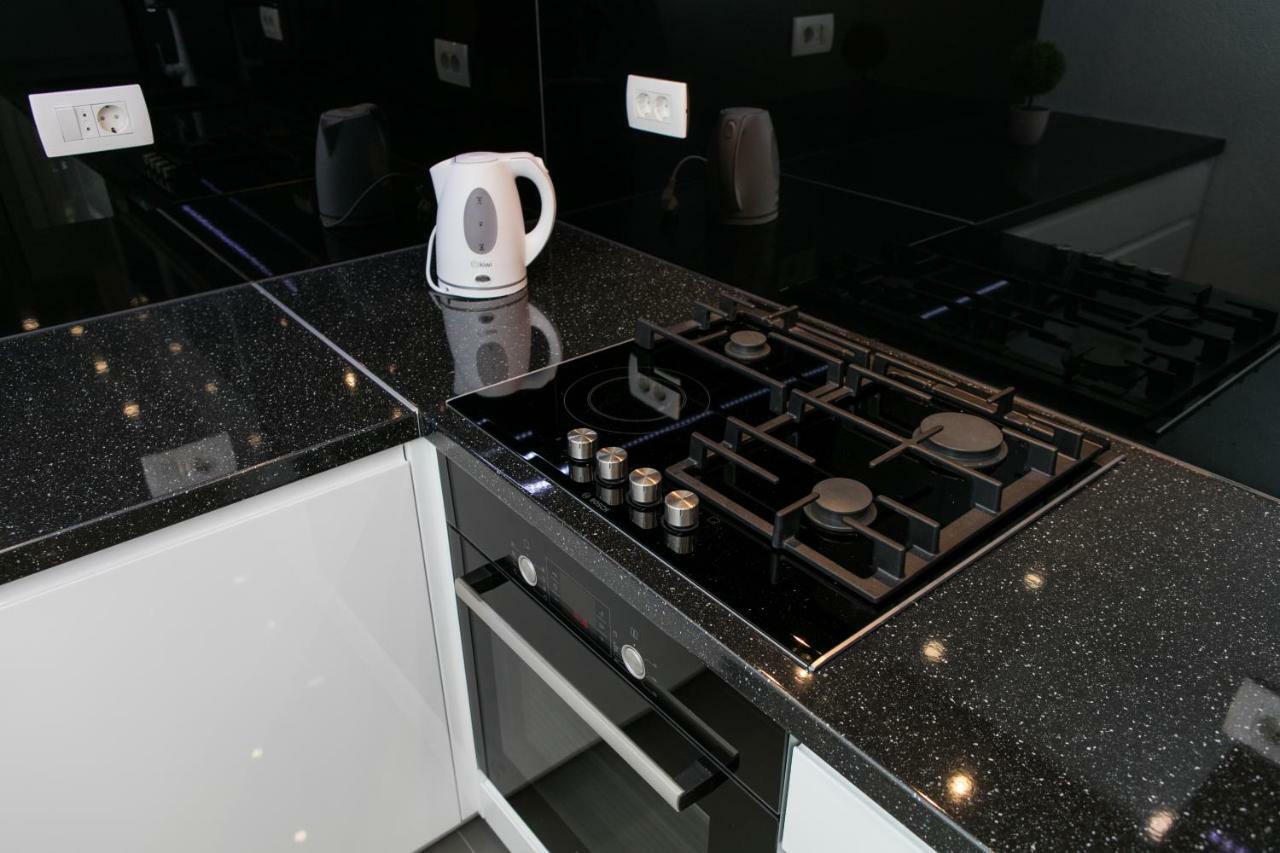 Deluxe Apartment F & M Tučepi Zewnętrze zdjęcie